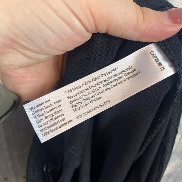 Eileen Fisher Washable Stretch Crepe Pant in Black Size Small. - Picture 7 of 13
